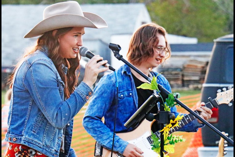 Singer Karissa Hoffart served up covers and some of her own compositions at Nickle Lake.