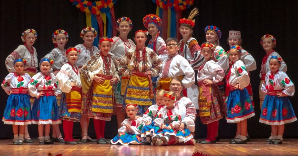Sadok Ukrainian Dancers group