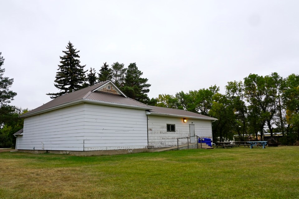 The Hitchcock Community Recreation Centre is a spacious facility with indoor and outdoor spaces to host all kinds of events.                               