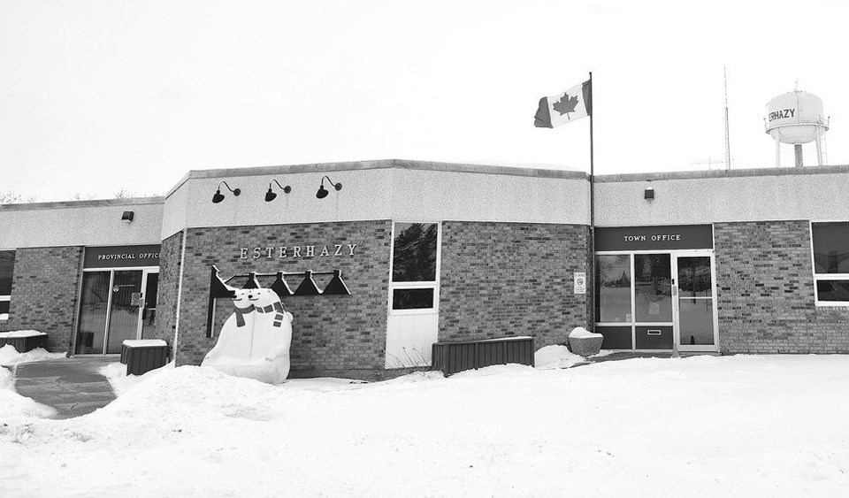 esterhazy-town-office