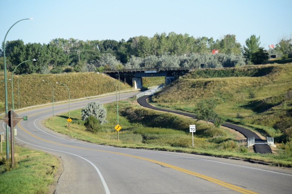 Estevan Highways pic