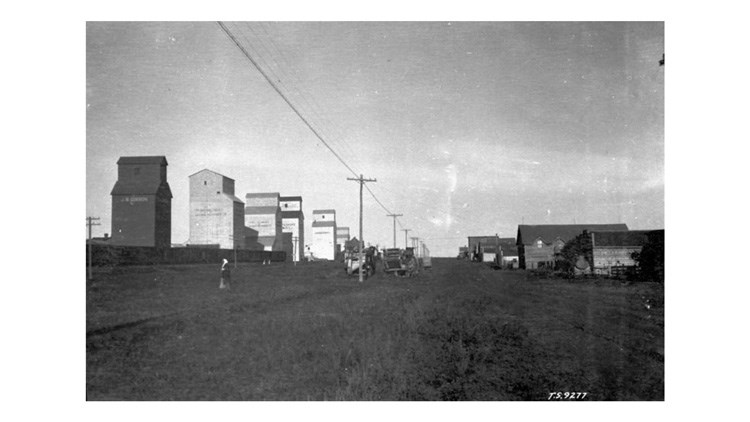 This is a photograph of elevator row at Veregin.
