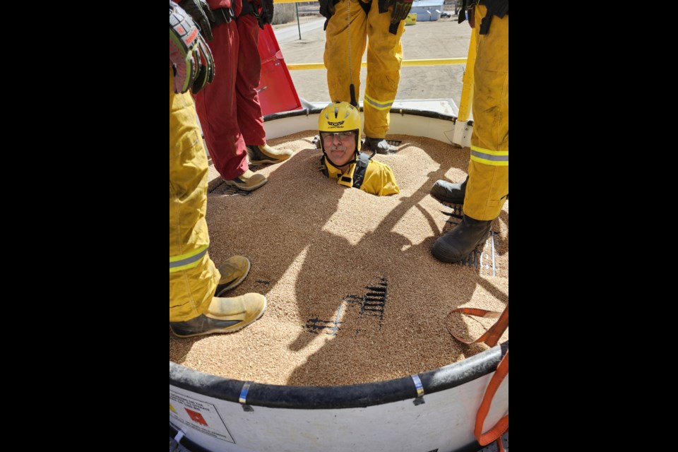 All the firefighters whotook the training had a chance to experience how it feels to be trapped in grain. Some found it was a big eye-opener.