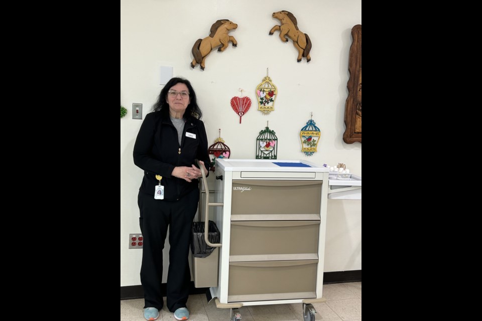 Eaglestone Lodge in Kamsack was the recipient of a significant donation from the Kamsack Family Pharmacy, as Tracy, Daniel, and their team generously provided a much-needed medical cart. The donation was warmly received by the lodge's board and staff, who extended their gratitude to the pharmacy for their support. Nurse Carol Leis was pictured with the new medical cart, expressing her happiness and appreciation for the donation.