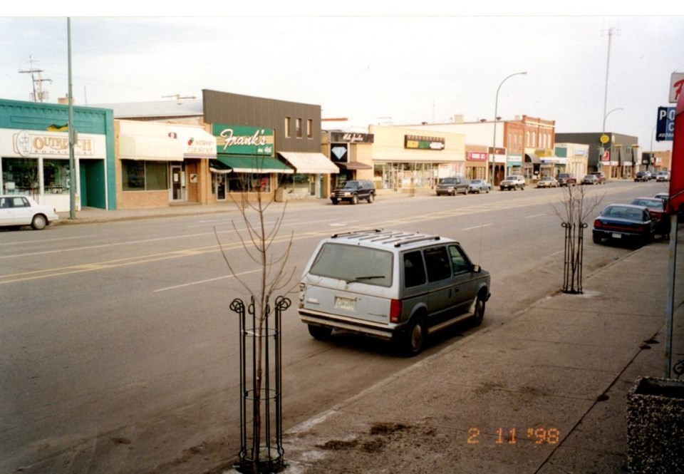 fourth-street-estevan-in-the-past