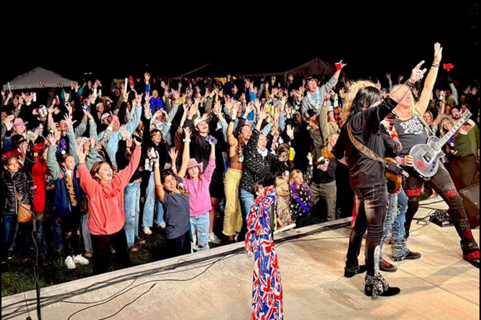 Over 1,000 had a blast with the music of the jamboree.