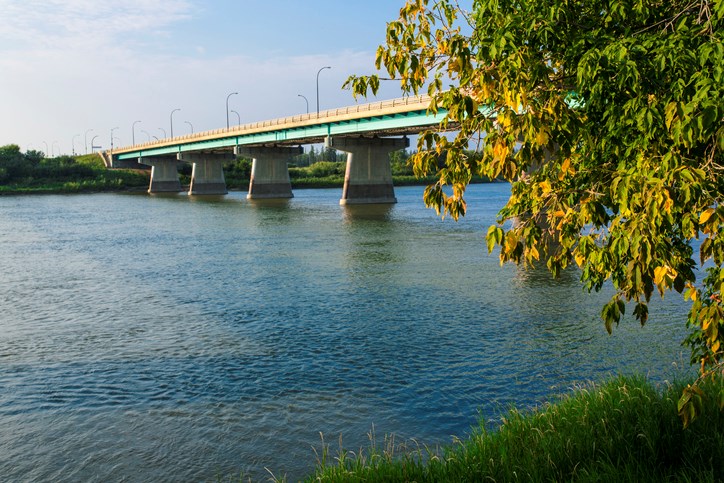 Diefenbaker Bridge prince albert