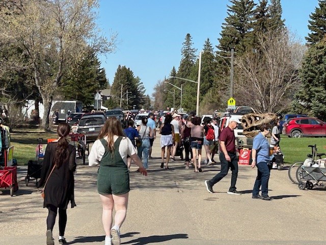 Hundreds of people flock to Saskatoon's Montgomery Place for their more than three-decades-old community garage sale weekend.