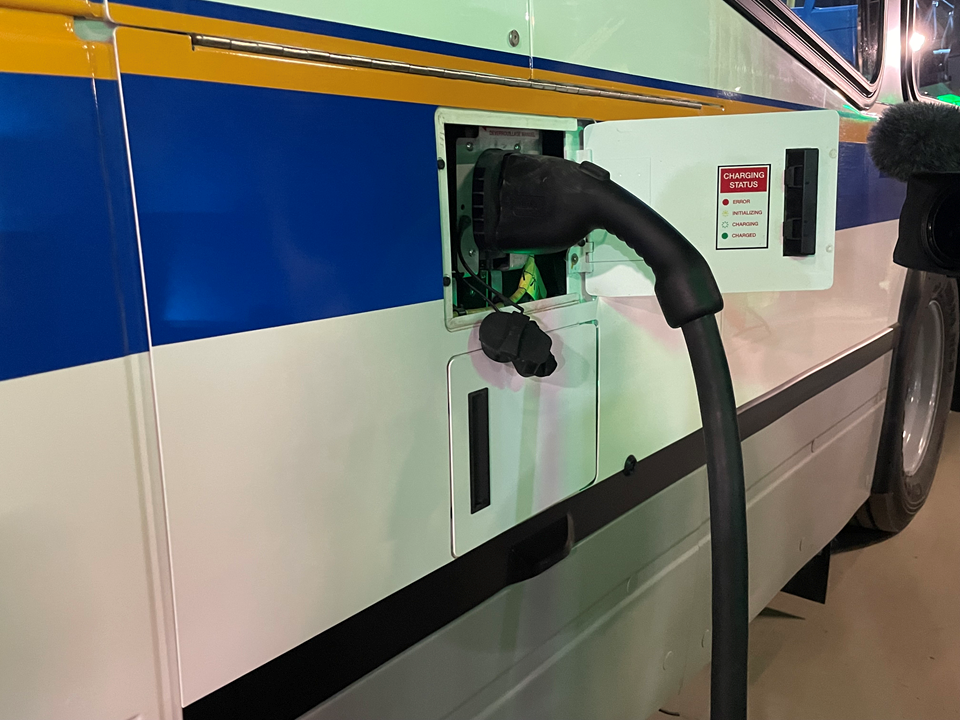 regina-electric-bus-being-charged