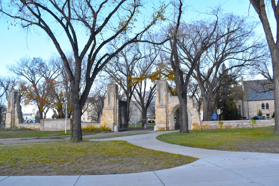 USask Gate