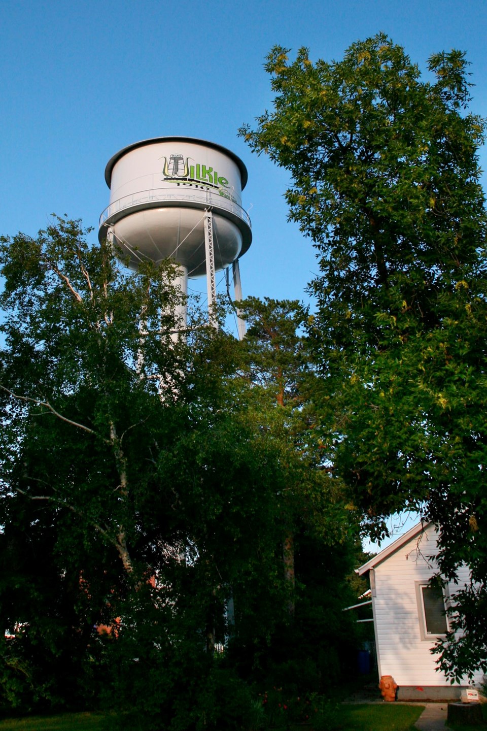 Wilkie water tower