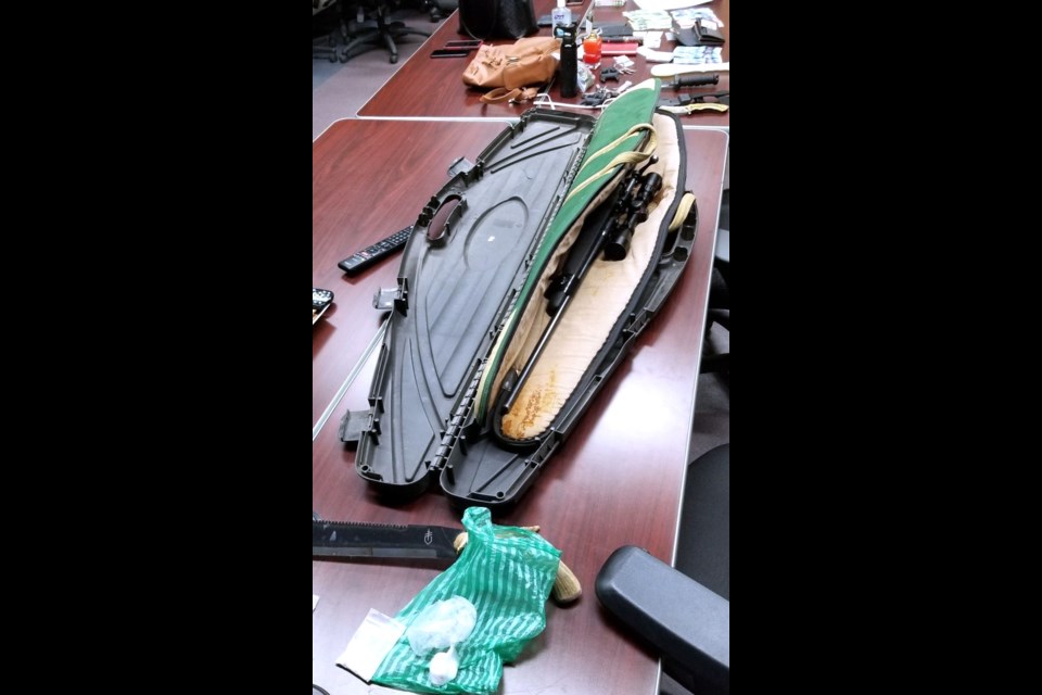 In September 2020, the North Battleford RCMP gang unit found a firearm, weapons, a Taser, cocaine, methamphetamine and marijuana in a vehicle during a traffic stop in September 2020. They arrested Matthew Greer, Desiree Hinse, Shynia Skeavington, and Rae Ahenakew. 