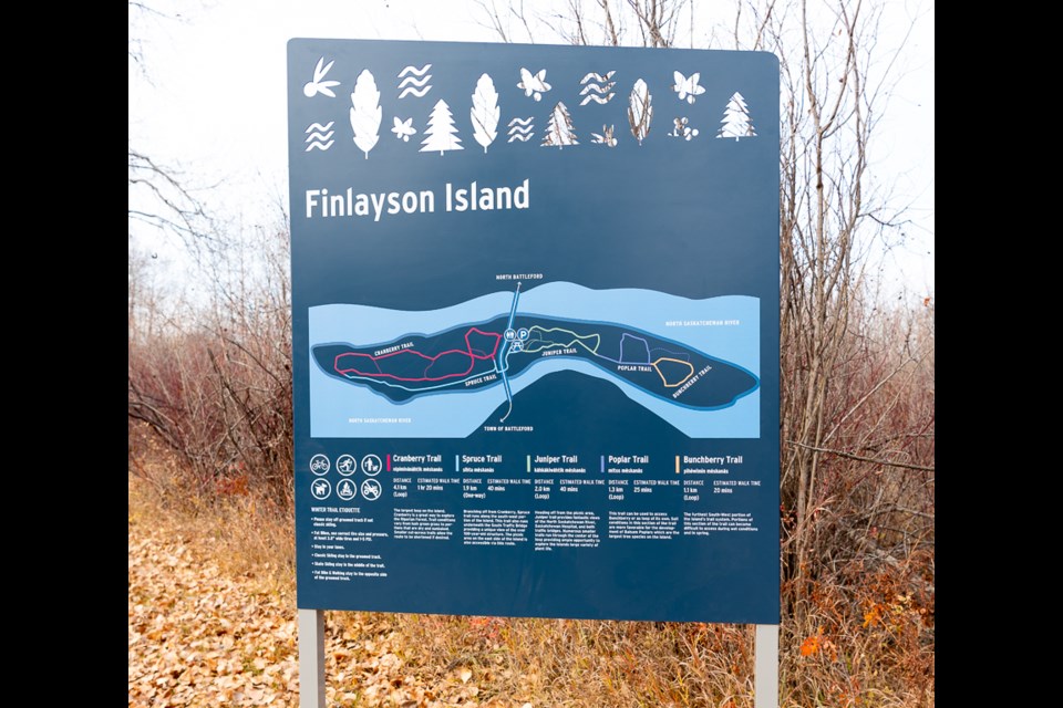 City of North Battleford recently installed new signs on Finlayson Island. Trails are clearly marked out in colour coding. English and Cree languages are used. Cut out motifs decorate the sign. This is the large sign starting the trail on the North Side.
* Please note these photos carry the photographer's copyright and may not be reproduced from this gallery.* For print requests, visit https://www.mphocus.com/