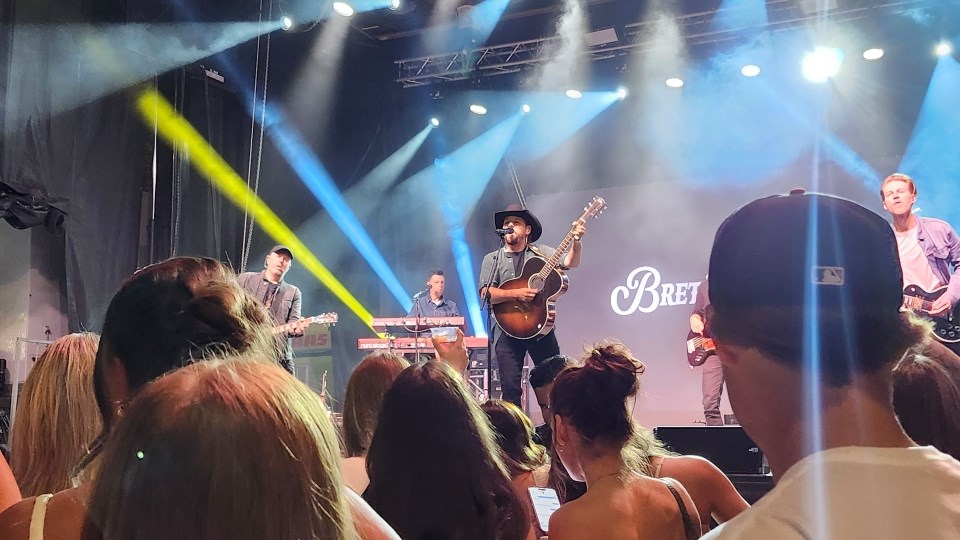 Brett Kissel said he was glad to perform with the crowd in front, after holding a concert in Saskatoon, where the audience had to sit in their cars during the COVID-19 pandemic.
