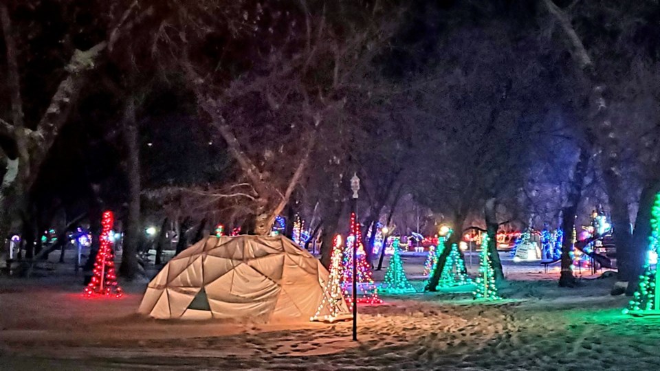 estevan-festival-of-lights-2021