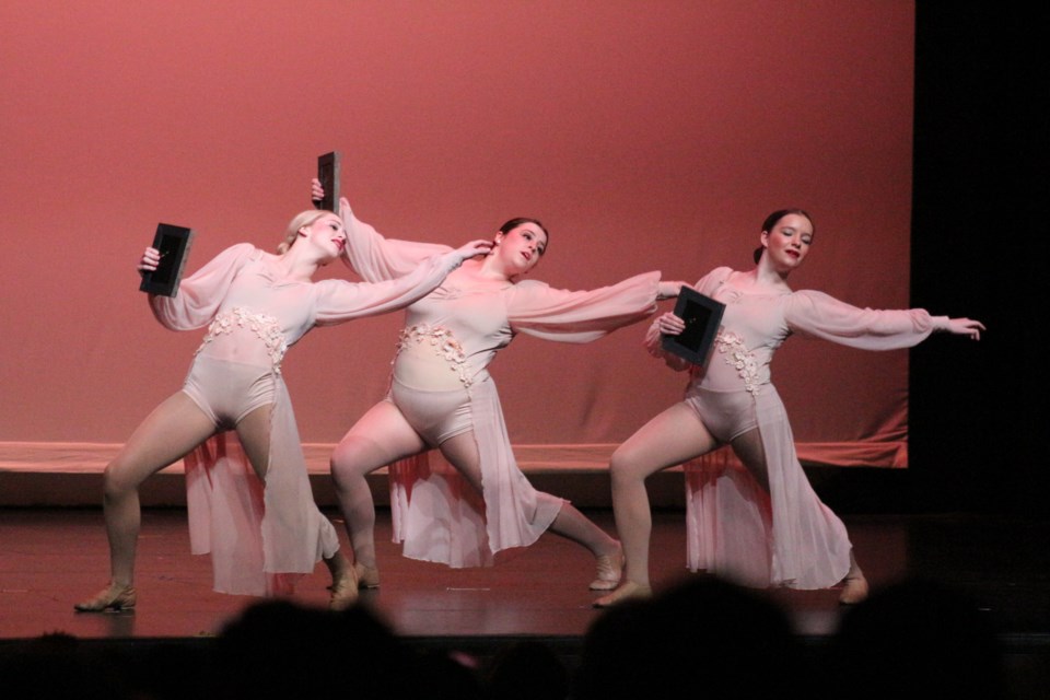 Extravadance held the first of two year-end performances on May 20 at the Anne Portnuff Theatre.