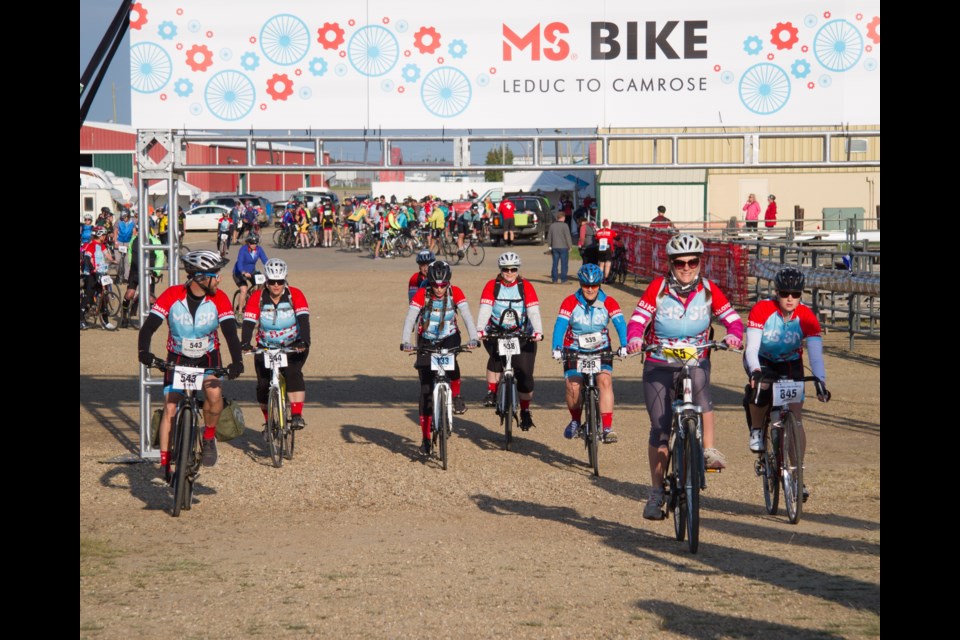 Team Flahr sets out on the 2019 MS Ride. L-R: Nate Mckenzie, Sheila Wilson, Sacha Knorr, Trina Flahr, Michelle Friesen, Courtny McCrea, and a rider from another team

