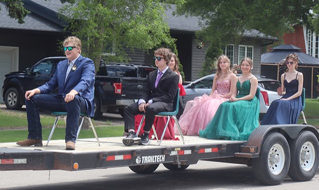 Graduates, from left, are: Noah Prychak, Lucien Carlson, Ariana Kapitoler (hidden), Alaina Roebuck, Lila Wilson and Savannah Mirva.