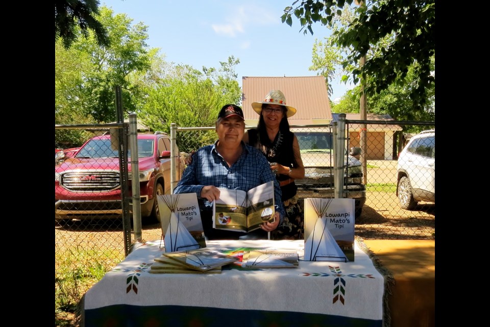 Lakota Elder Stan Lethbridge and artist Kim Soo Goodtrack attended National Indigenous People’s Day at Rockglen School.