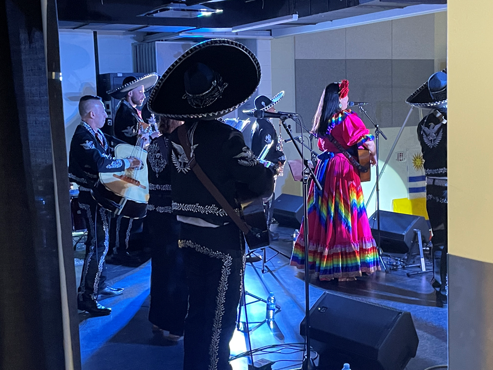 latinos-pavilion