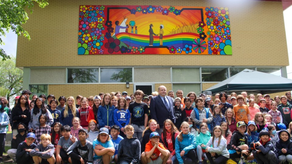 t-and-r-mural-unveil-humboldt