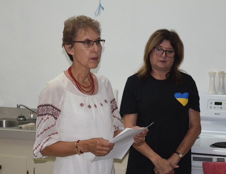 Audrey Hrycak welcomed those in attendance to celebrate the 32nd anniversary of Ukrainian independence.