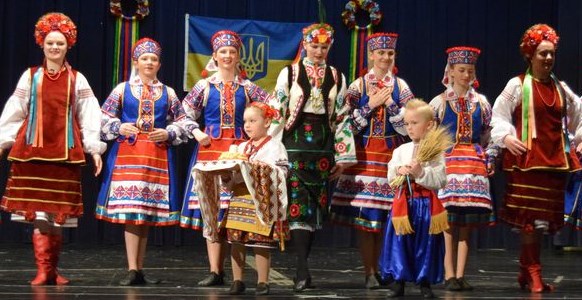 For the first time since 2019, Canora Composite School was once again the site of the pageantry and colour of the Canora Veselka Ukrainian Dance Concert on April 10. The 46th annual event opened with the Pryvit, also known as the Welcome Presentation, which involved all the Veselka dancers. Paisley Mickelson and Miles Kitchen (front) presented the Bread, Salt and Wheat. 
