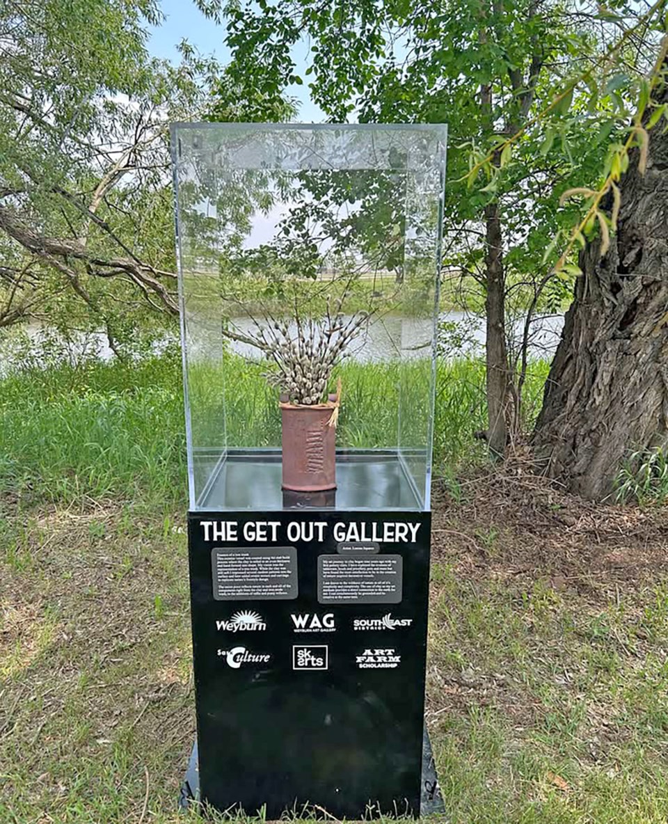 weyburngetoutgallery