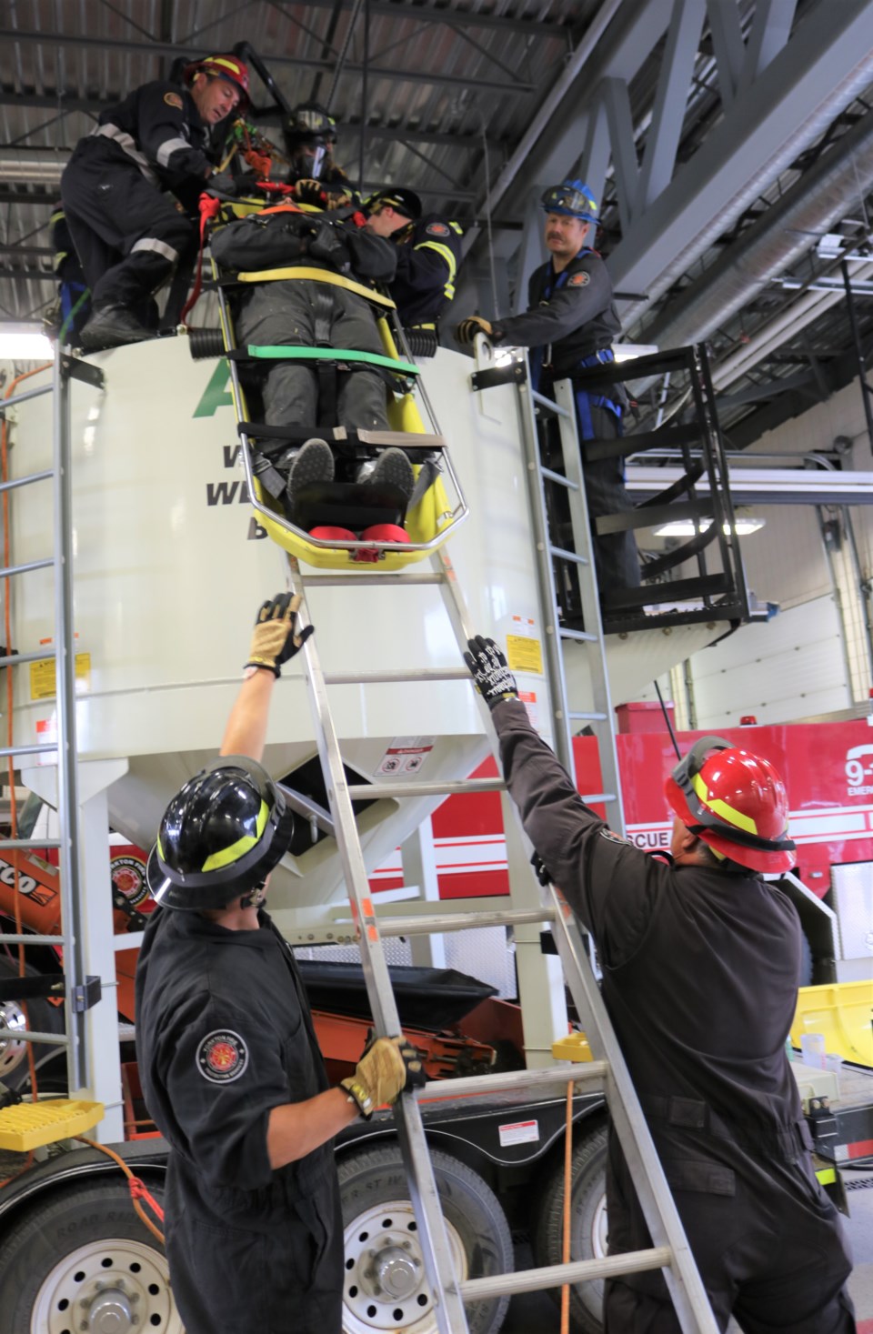 grain bin rescue training 11