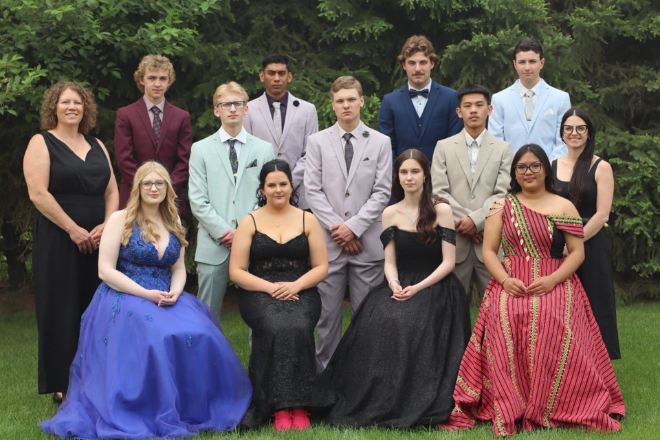 grad-photo-official