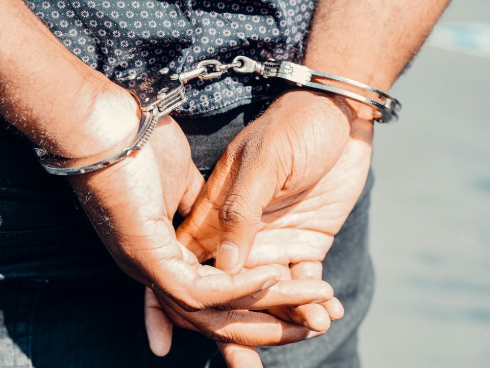 handcuffs3