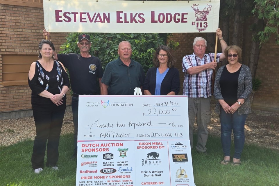 elks-mri-donation-pic