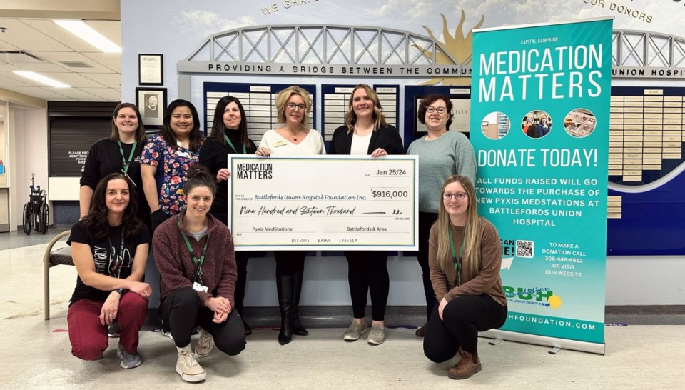 medication-matters-campaign-photo-with-pharmacy-foundation-representatives-large