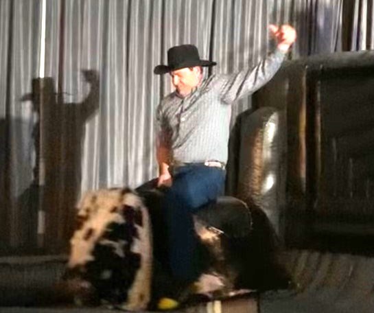 redvers-mechanical-bull-riding-pic