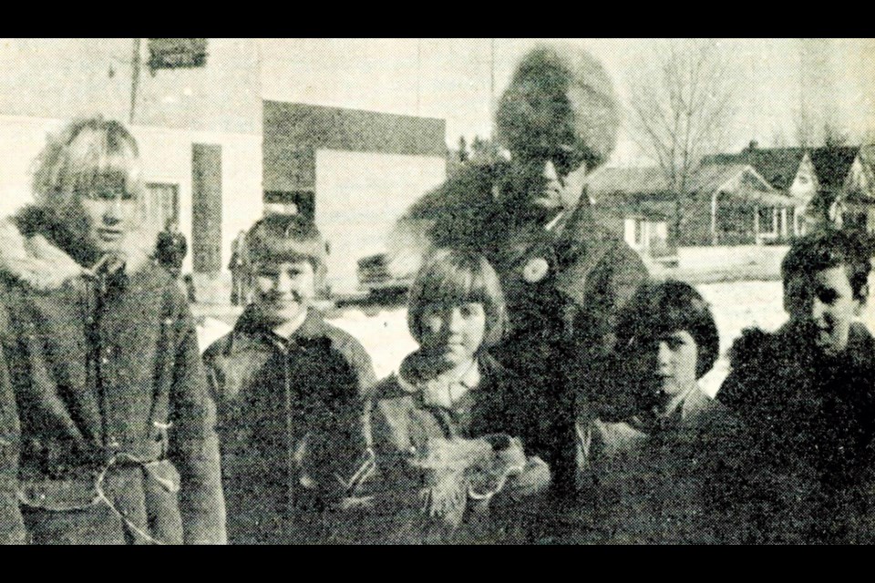 Luseland Mayor Honecker with "Luseland Squad" attending the 1973 Unity Winter Festival.