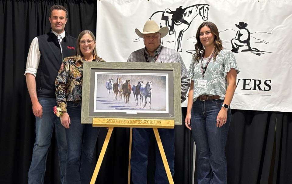 sask-stock-growners-tesa-award-presented-to-wood-mountain-couple