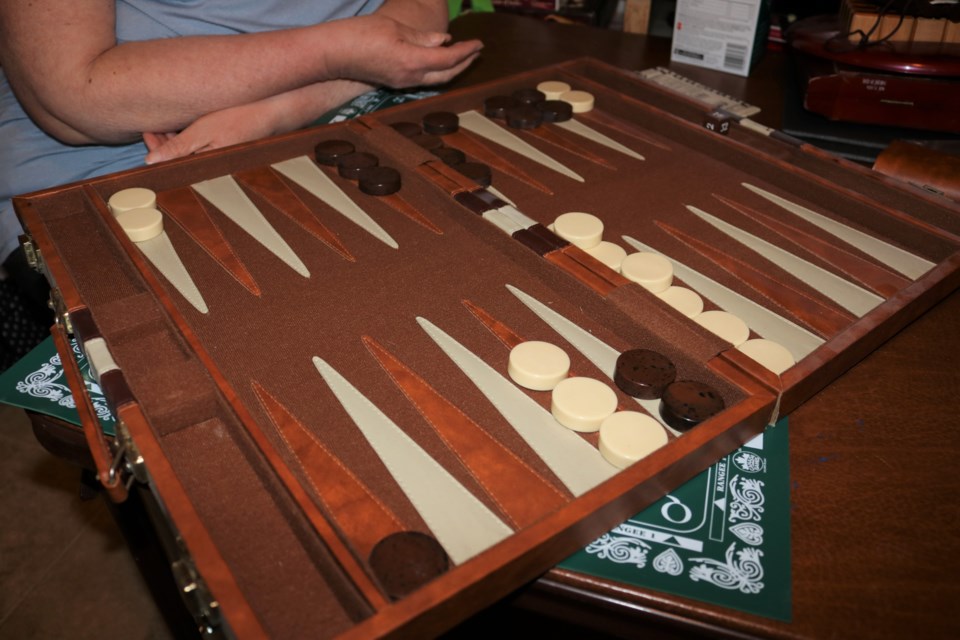 backgammon