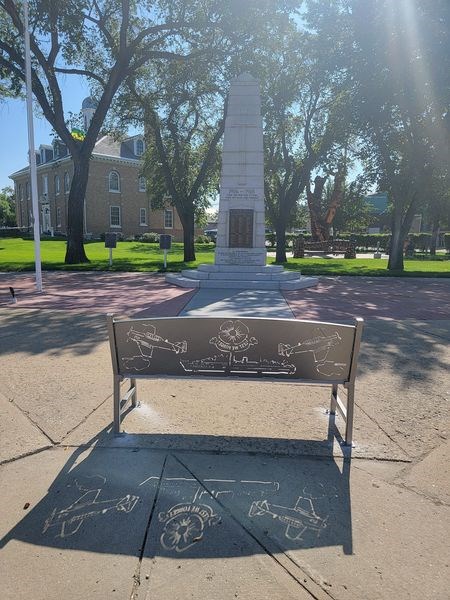 bench-at-estevans-cenotaph