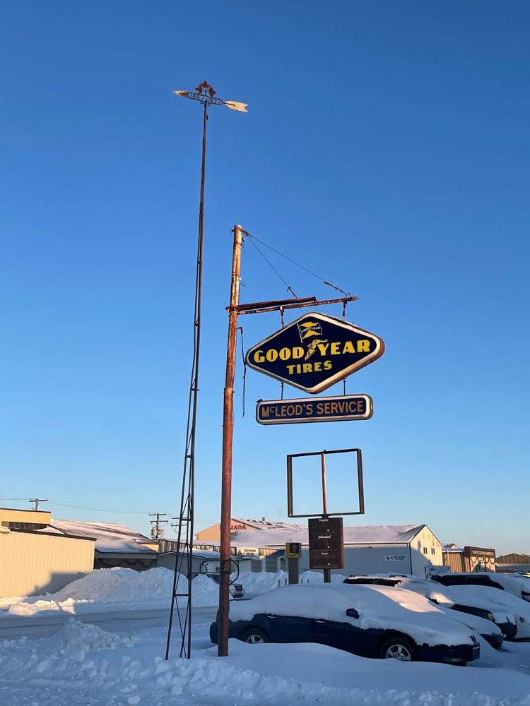 Carlyle Weather Vane