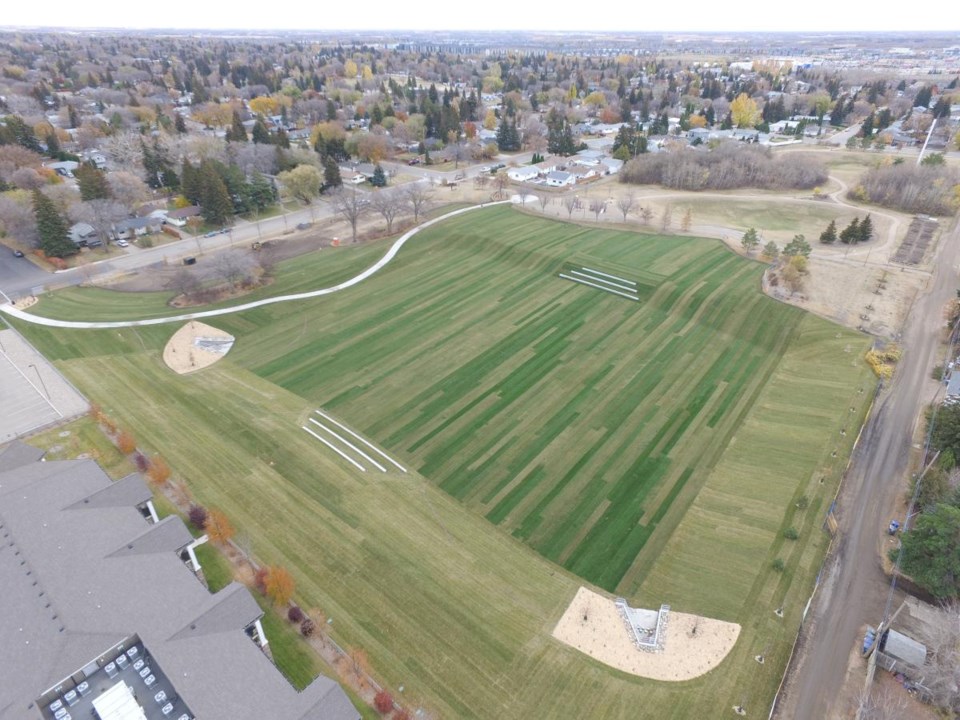 churchill-park-dry-pond