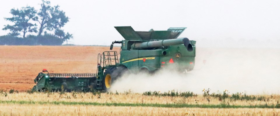 Combining-8355