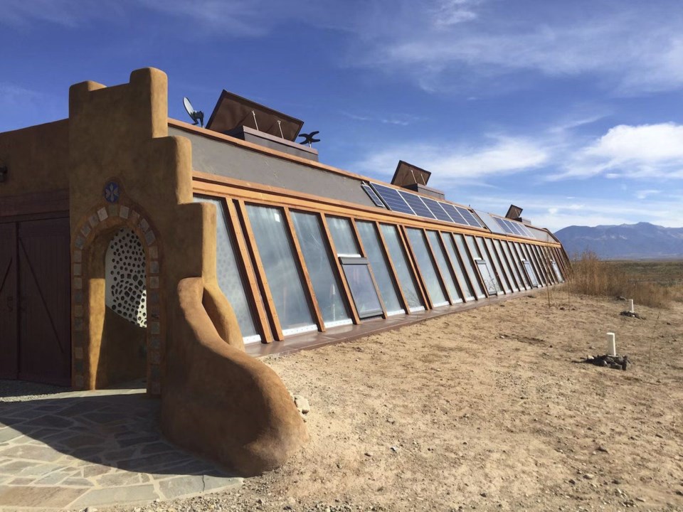 earthship1123