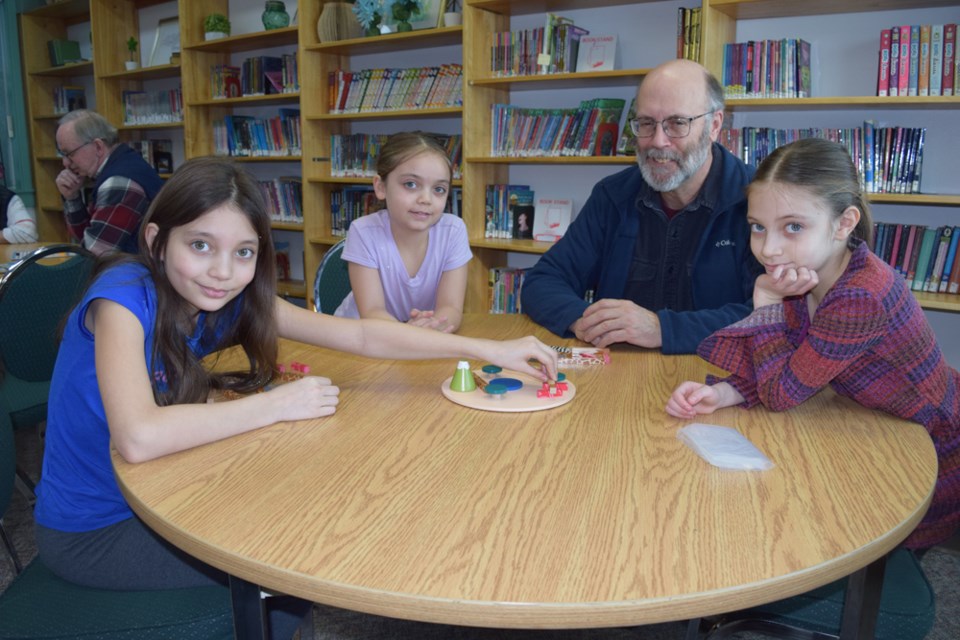 library-board-games