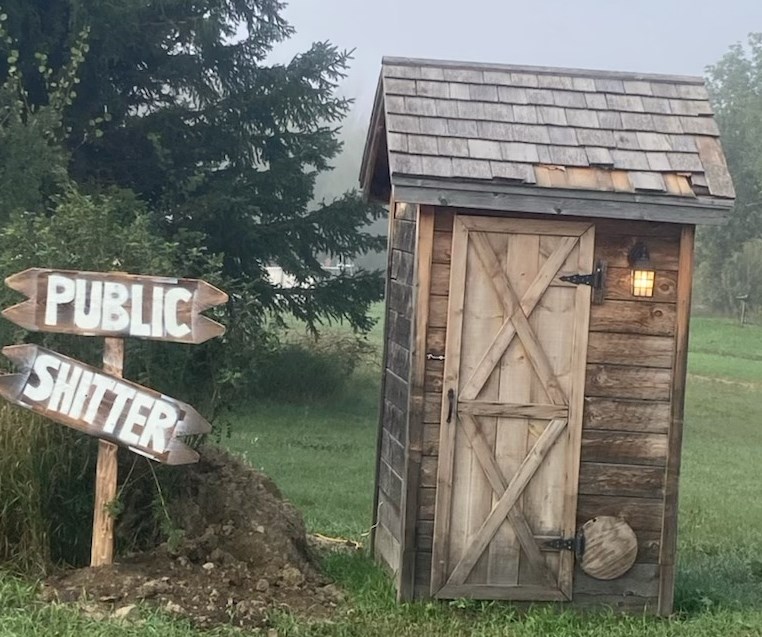 Coming into the hamlet of Ruddell there is an important wee building that passersby use, according to Victor who lives nearby. It even has an outside light and one can donate a bit of change in a box for the convenience.