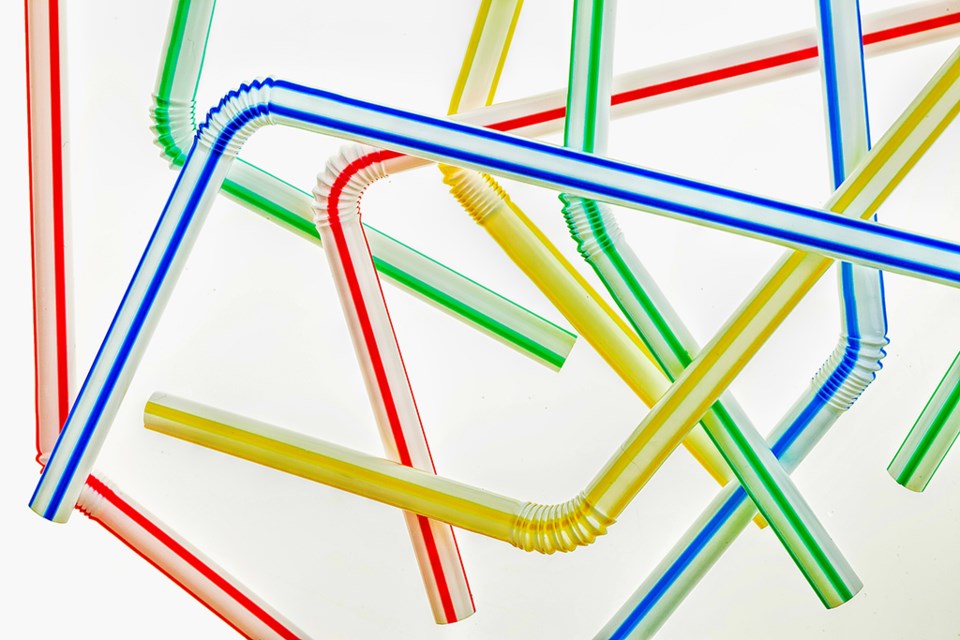 plasticstraws2