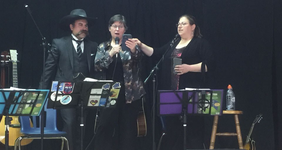 borden-entertainers-st
