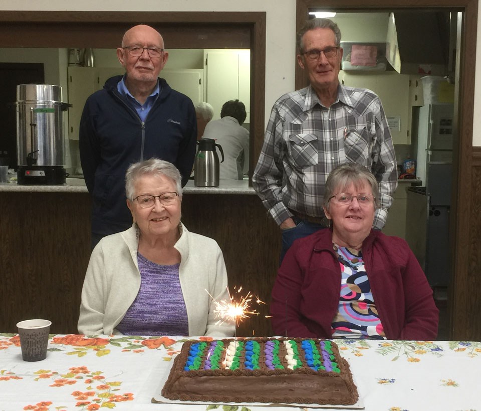 borden-st-seniors-0425