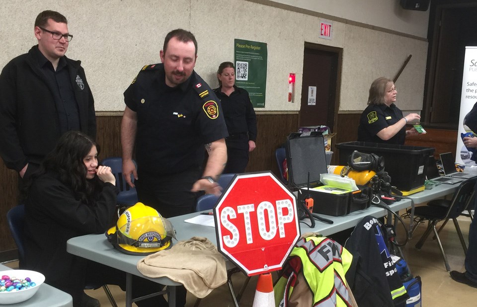 borden-trade-show-firefighters