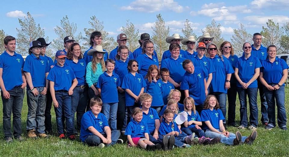 maidstone-gully-multiple-4-h-club-at-the-end-of-achievement-day-on-may-25-2025