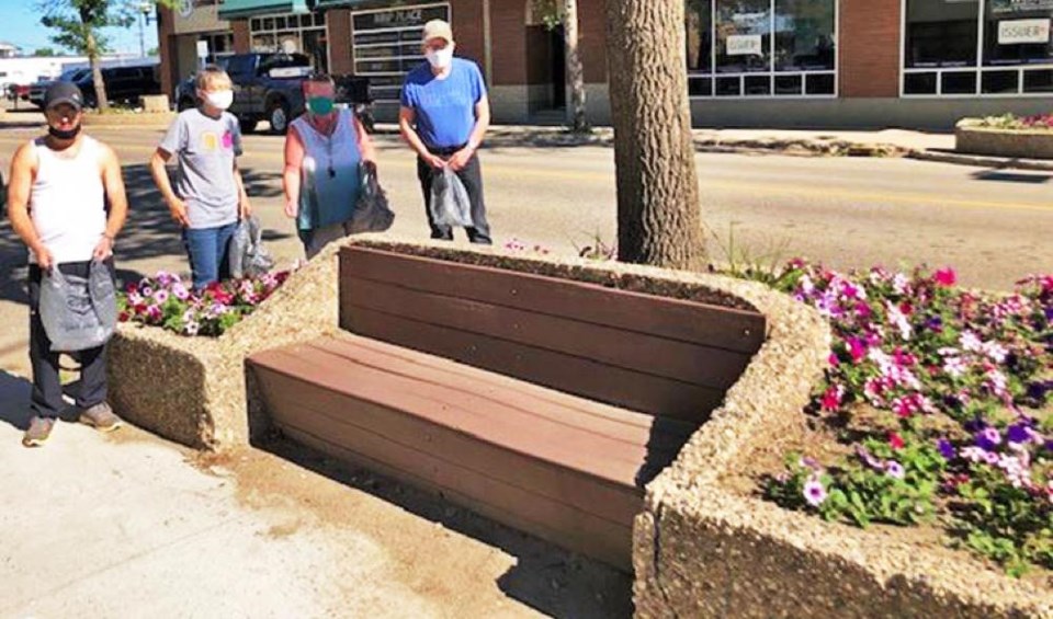 CMHA volunteers-flowers